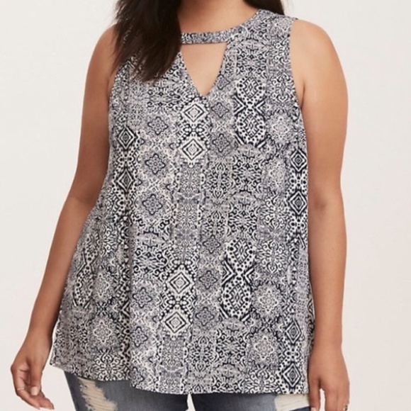 TORRID IKAT PRINT KEYHOLE NECK TANK TOP 1X - Picture 1 of 4